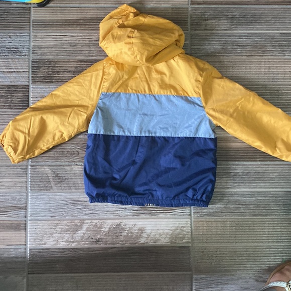 OshKosh Bgosh Jacket - Picture 4 of 6